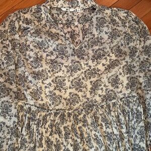 NWOT Chiffon Pleated Long-Sleeve Dress